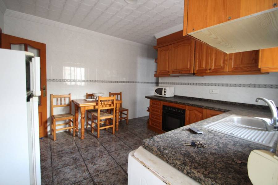 Sale - House - Centro - Torrevieja