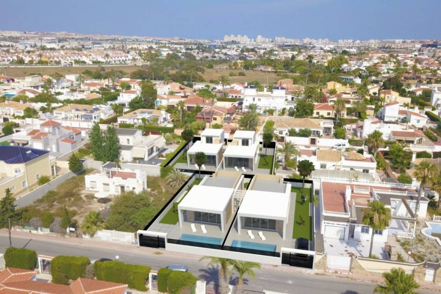 Sale - Single family house - Los balcones - Torrevieja