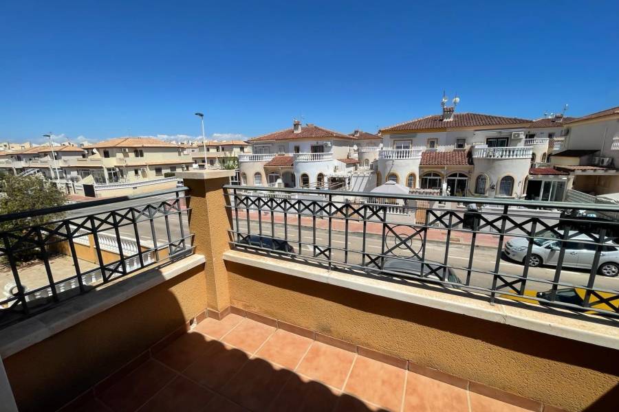 Sale - Terraced house - Sector 25 - Torrevieja
