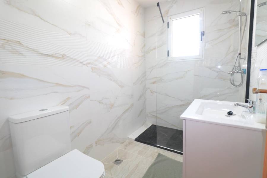 Venta - Quad - Carrefour - Torrevieja