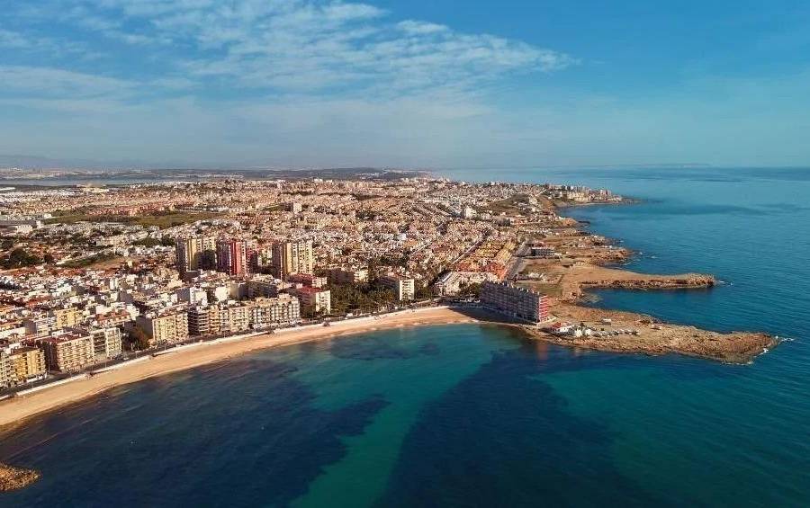 Försäljning - Lägenhet på bottenvåni - Playa de los locos - Torrevieja