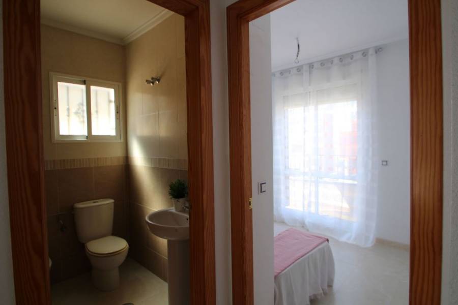 Verkauf - Reihenhaus - Aguas nuevas 1 - Torrevieja