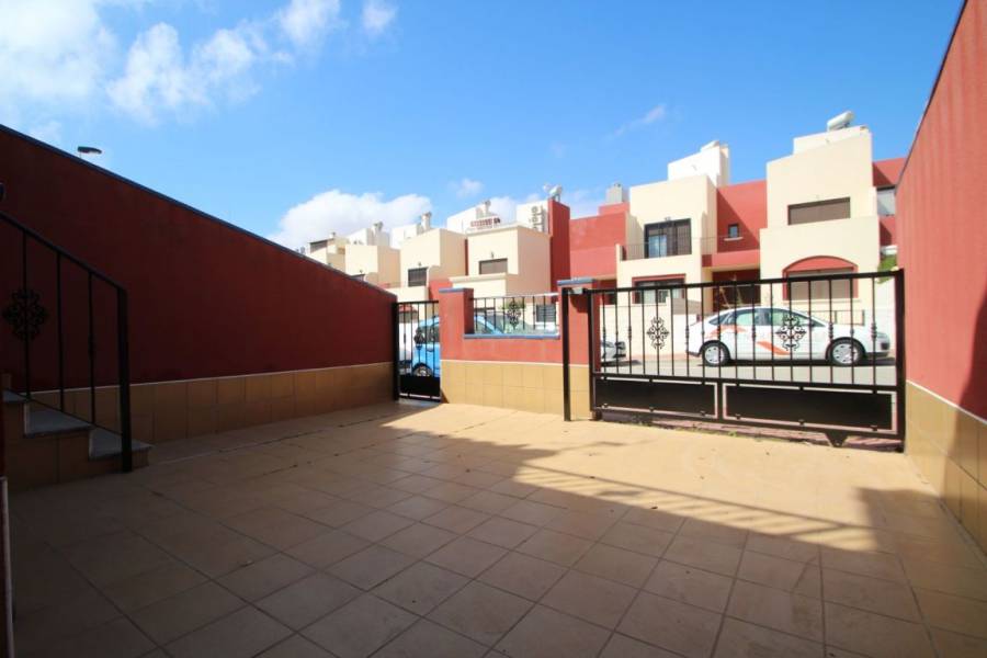 Verkauf - Reihenhaus - Aguas nuevas 1 - Torrevieja