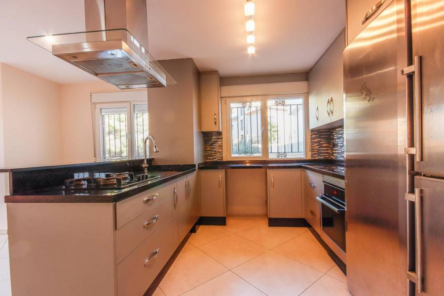 Venta - Chalet - Villamartín-Las Filipinas - Orihuela Costa