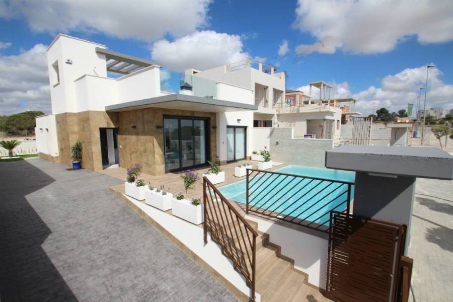 Salg - Villa - Cerro del Sol - San Miguel de Salinas