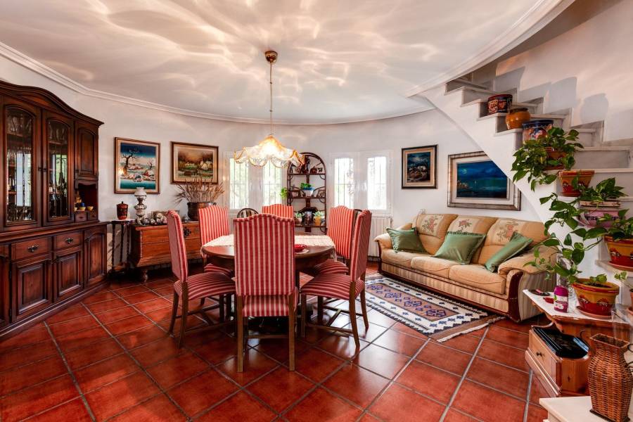 Venta - Villa de Lujo - San luis - Torrevieja