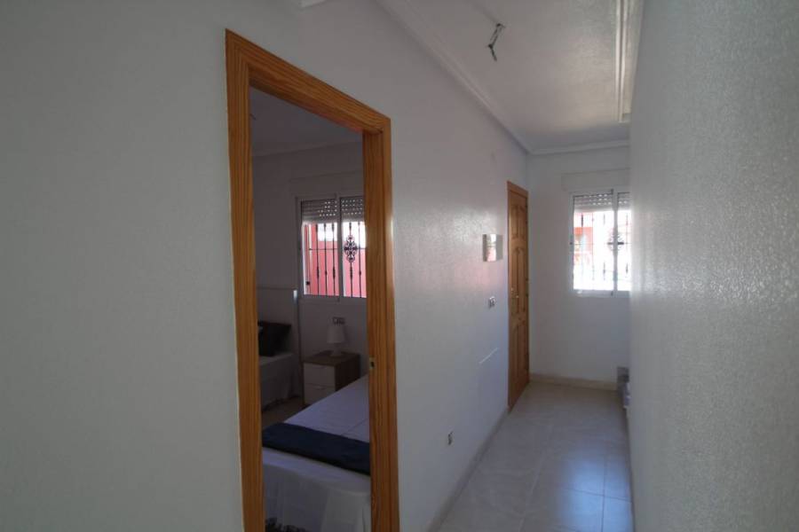 Verkauf - Reihenhaus - Aguas nuevas 1 - Torrevieja