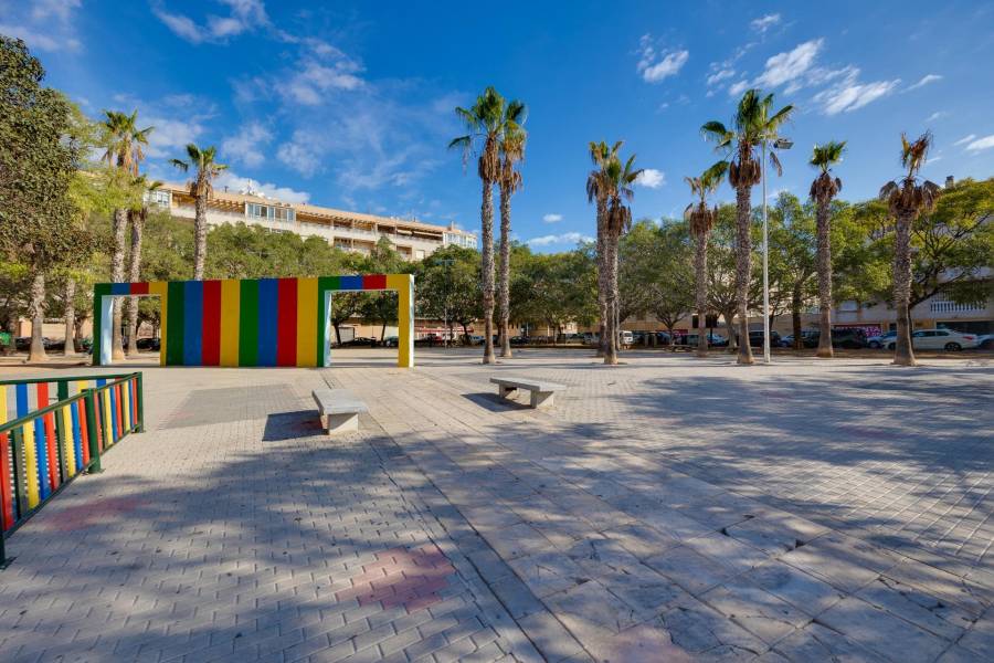 Venta - Apartamento - Estacion de autobuses - Torrevieja