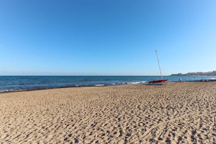 Försäljning - Lägenhet - La Mata pueblo - Torrevieja