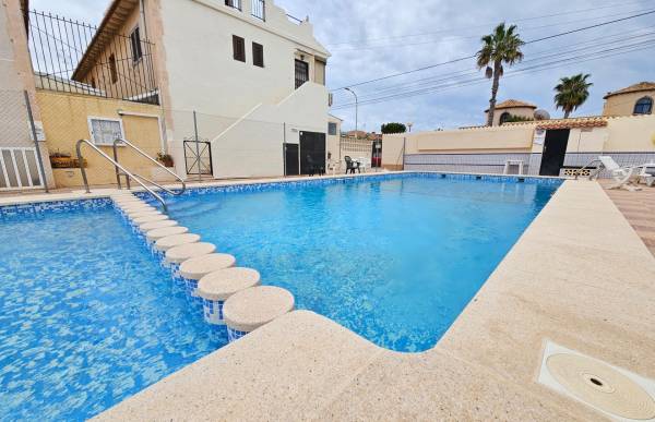Terraced house - Sale - La Siesta - El Salado - Torreta - Torrevieja