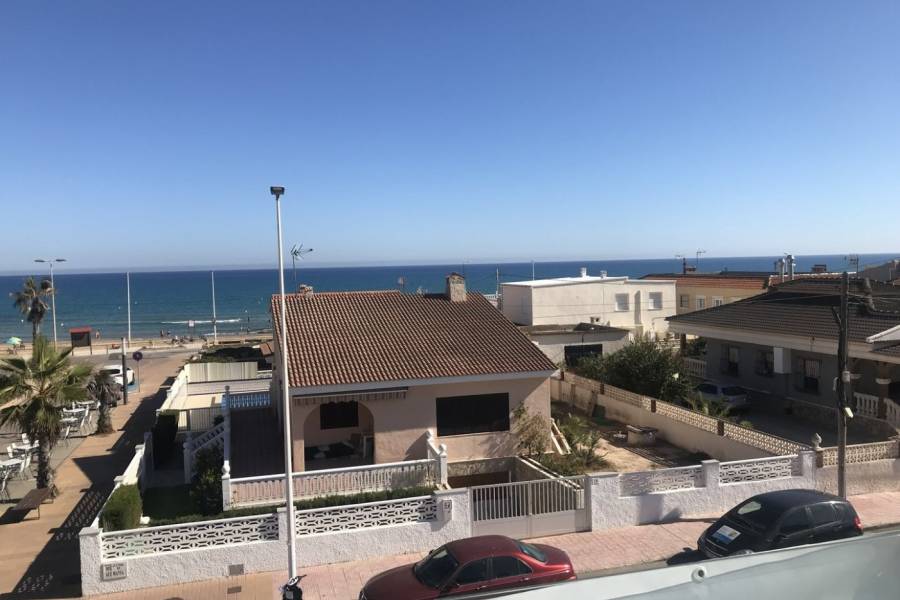 Venta - Villa - La Mata pueblo - Torrevieja
