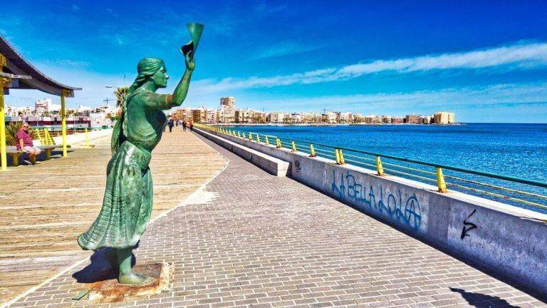 Försäljning - Lägenhet på bottenvåni - Centro - Torrevieja