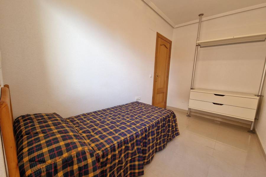 Venta - Apartamento - Estacion de autobuses - Torrevieja