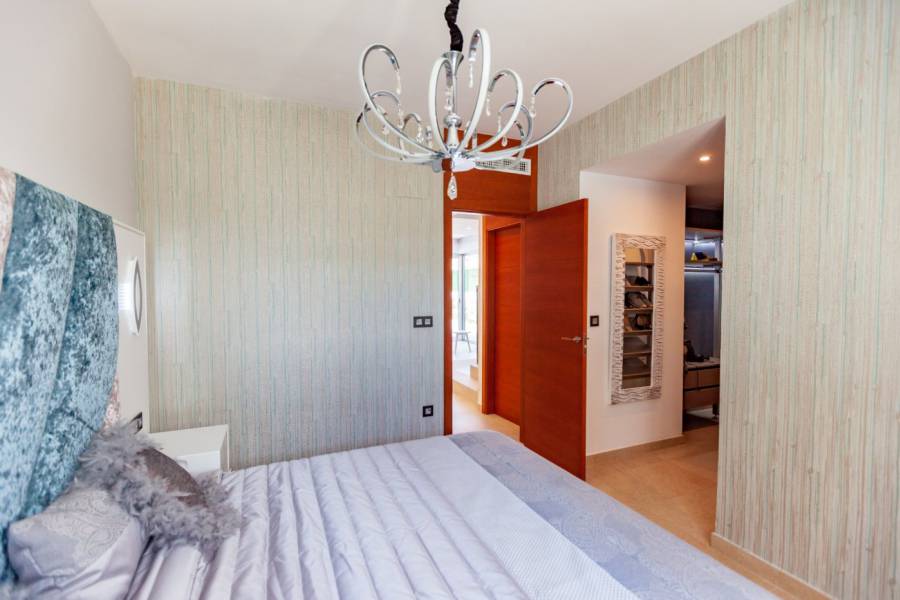 Venta - Chalet - EL RASO - Guardamar del Segura