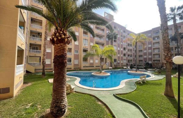 Apartamento - Venta - Centro - Torrevieja