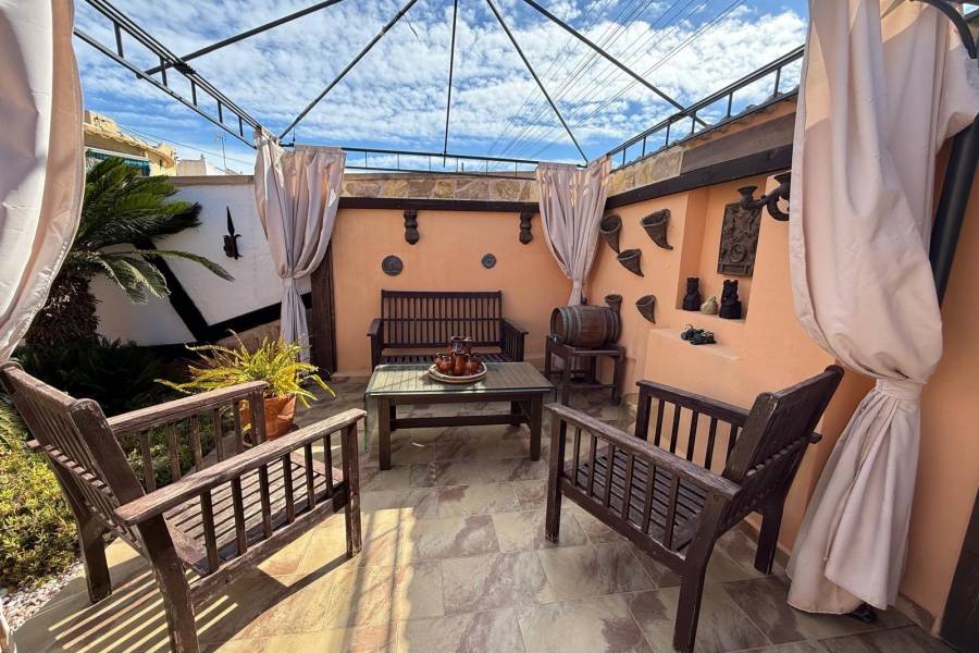 Venta - Chalet - El chaparral - Torrevieja