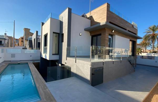 Villa - Venta - La Mata pueblo - Torrevieja