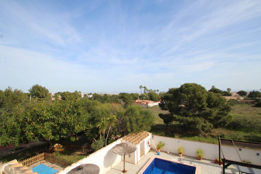 Sale - Single family house - Lomas de Cabo Roig - Orihuela Costa