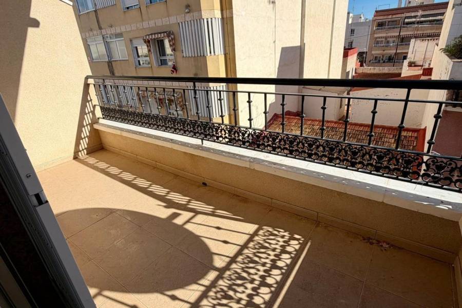 Verkauf - Villa - Centro - Torrevieja