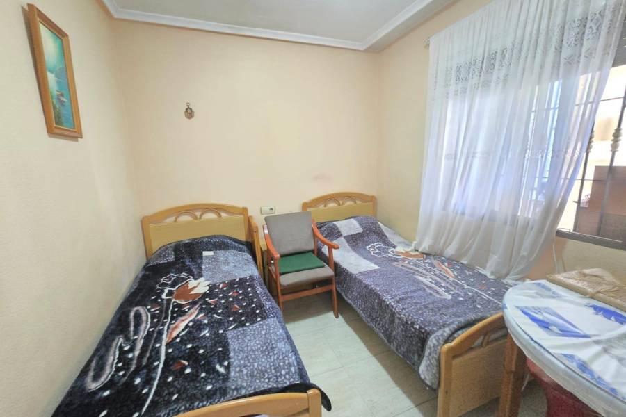 Venta - Bungalow Planta Baja - Aguas Nuevas - Torrevieja