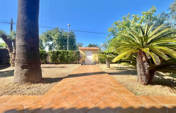 Villa - Verkauf - Los Balcones - Los Altos del Edén - Torrevieja
