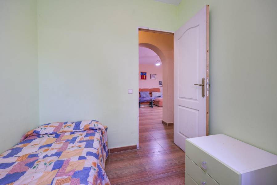 Venta - Chalet - Los balcones - Torrevieja