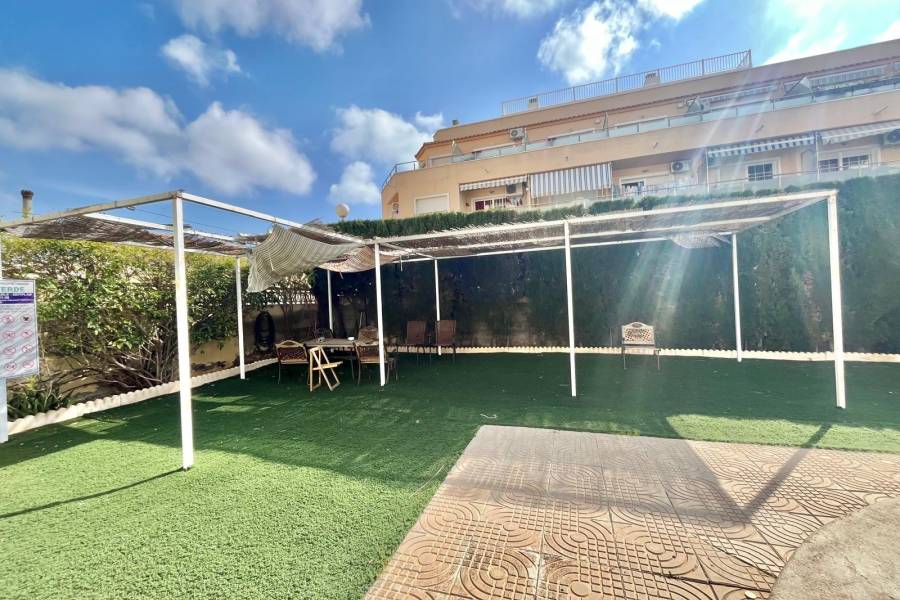 Sale - Studio - Nueva Torrevieja - Torrevieja