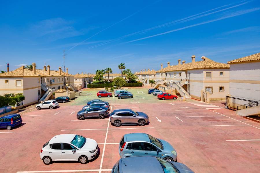 Venta - Bungalow Planta Alta - Aguas Nuevas - Torrevieja