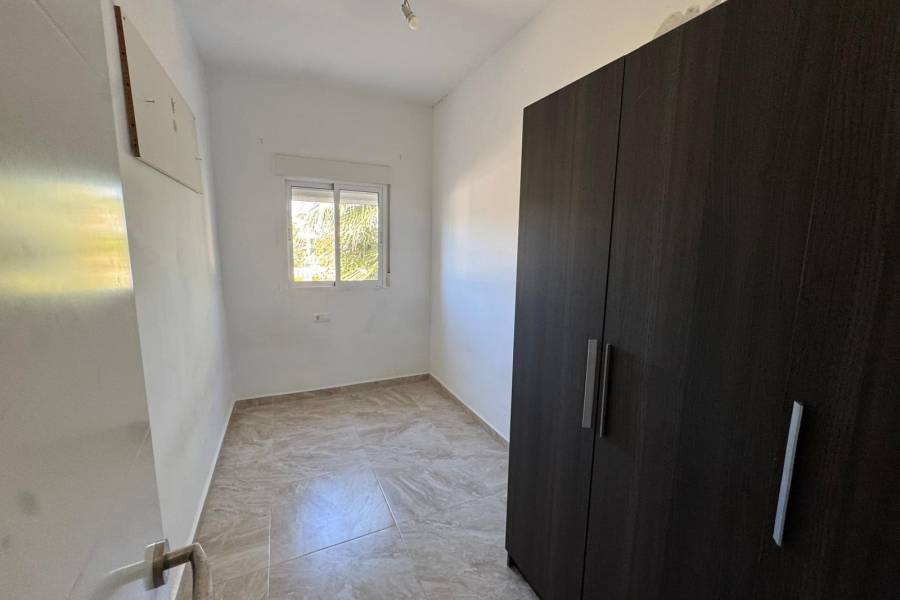 Venta - Chalet - Los balcones - Torrevieja