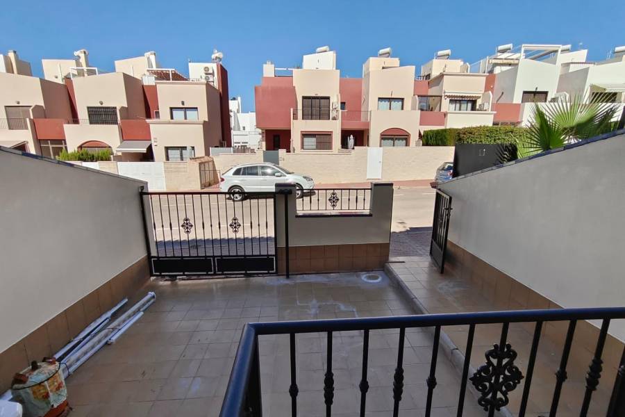Salg - Rekkehus - Aguas nuevas 1 - Torrevieja