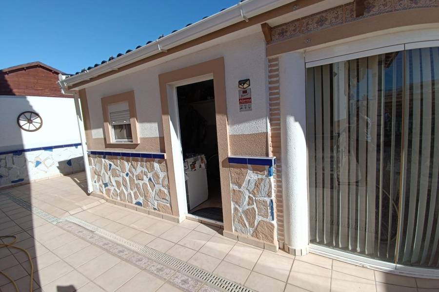 Verkauf - Einfamilienhaus - Torreta florida - Torrevieja