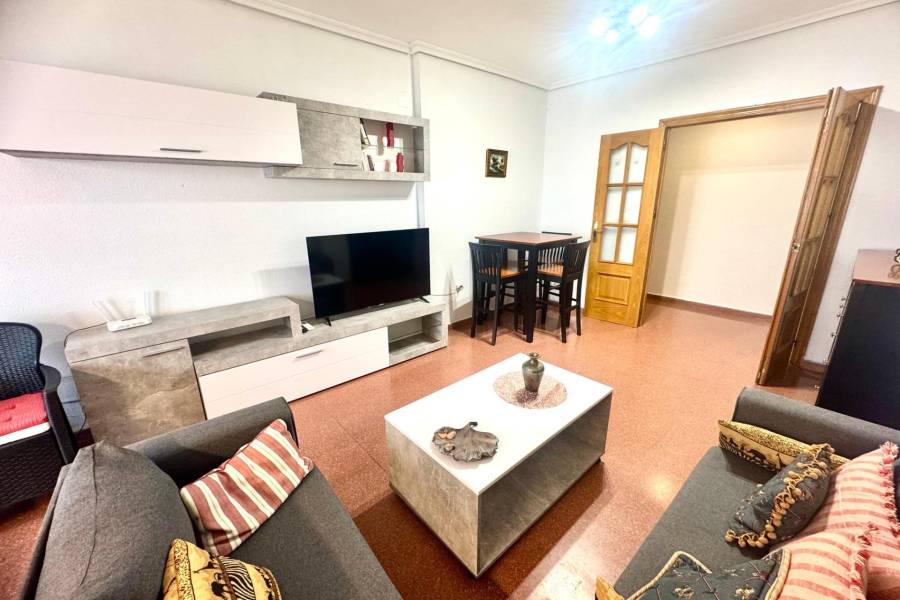 Sale - Apartment - Centro - Torrevieja