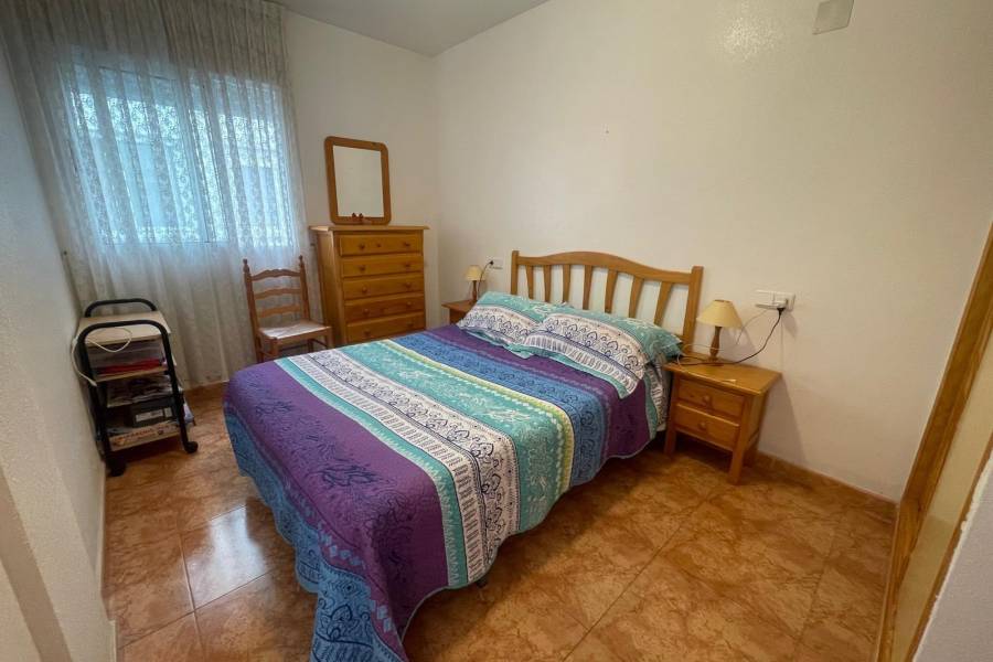 Venta - Apartamento - Playa de los locos - Torrevieja