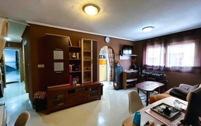 Apartamento - Venta - Paseo maritimo - Torrevieja