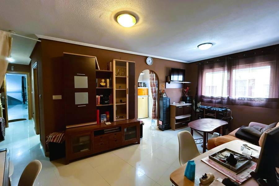 Venta - Apartamento - Paseo maritimo - Torrevieja