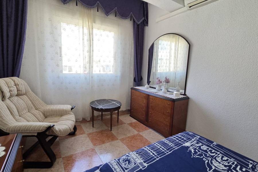 Venta - Apartamento - Estacion de autobuses - Torrevieja