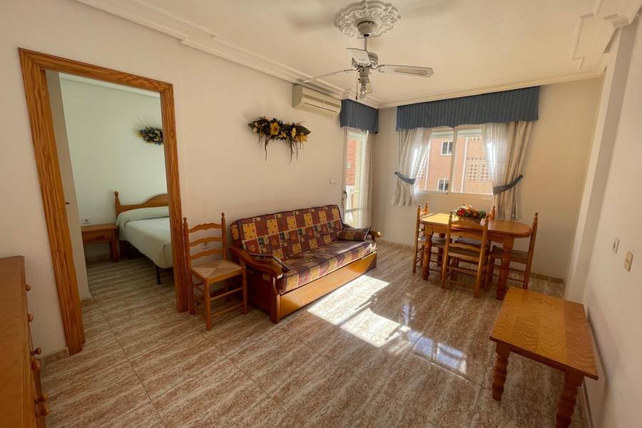 Försäljning - Lägenhet - La Mata - Torrevieja