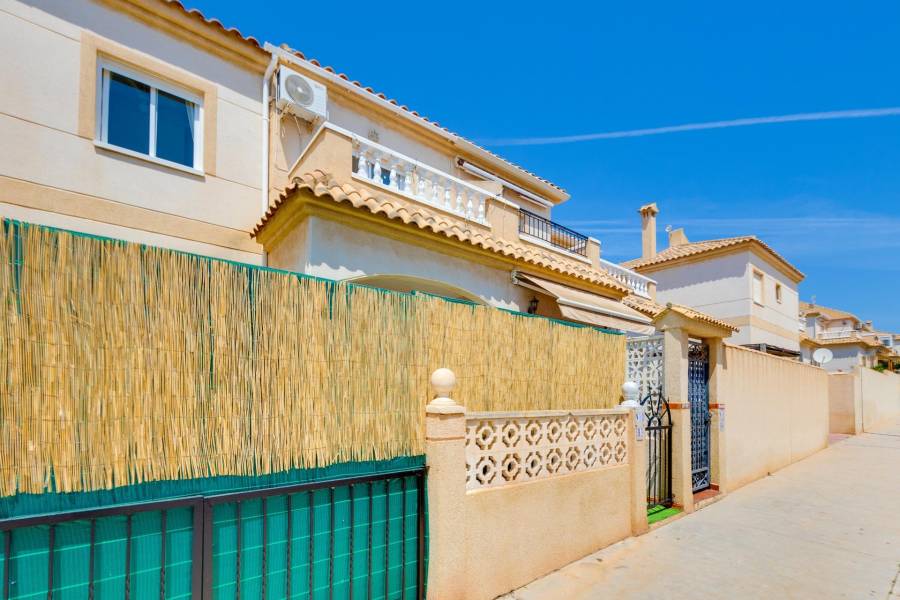 Venta - Bungalow Planta Alta - Aguas Nuevas - Torrevieja