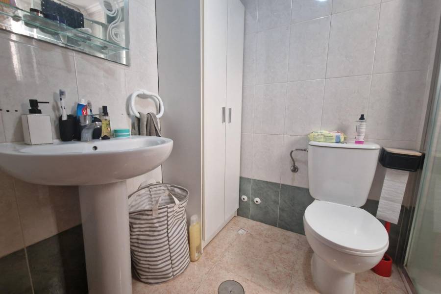 Sale - Apartment - Centro - Torrevieja