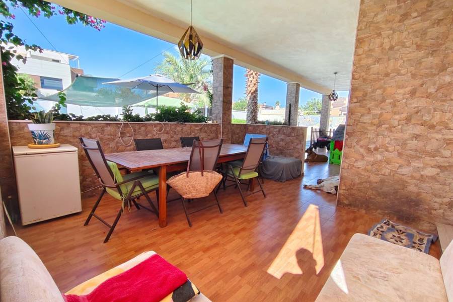 Venta - Chalet - Torreta florida - Torrevieja