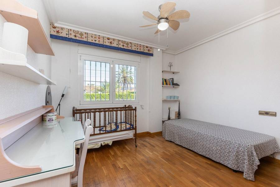 Försäljning - Villa - Torreta florida - Torrevieja