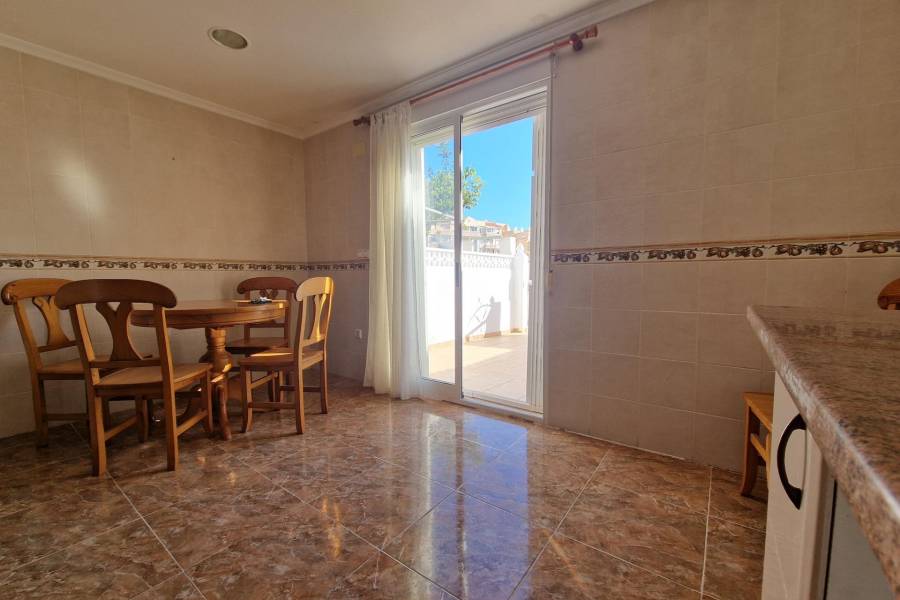 Sale - Terraced house - Estacion de autobuses - Torrevieja