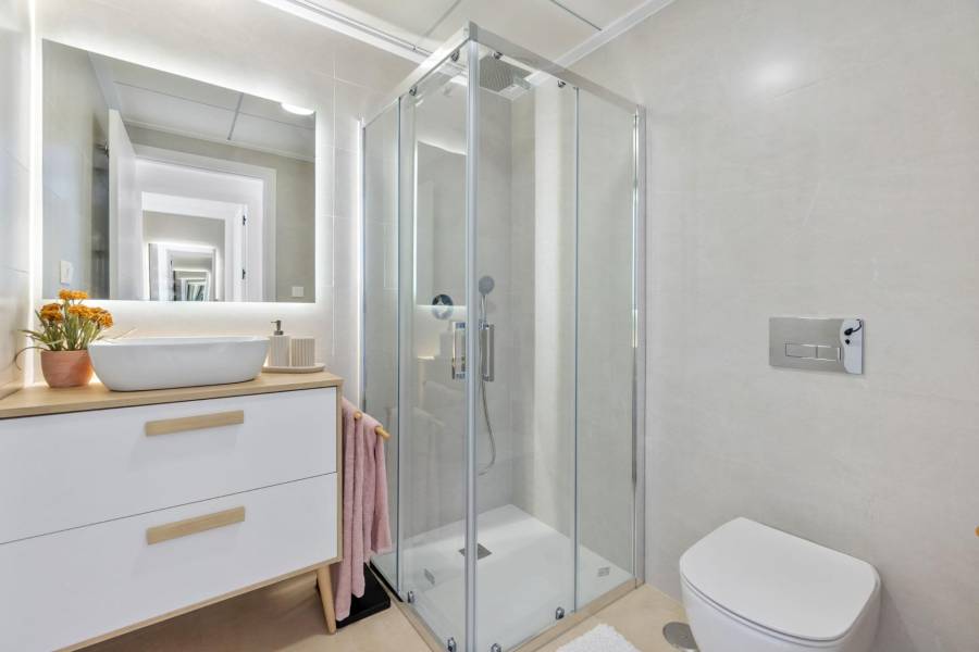 Försäljning - Övervåning Bungalow - Los balcones - Torrevieja