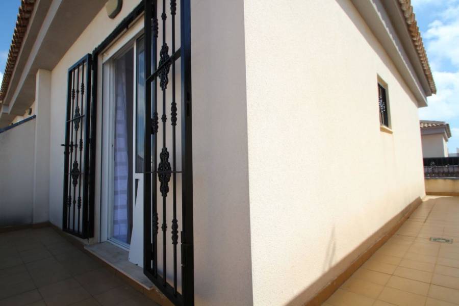 Verkauf - Reihenhaus - Aguas nuevas 1 - Torrevieja