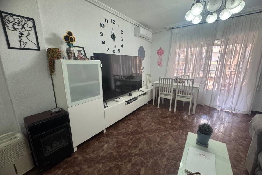 Venta - Apartamento - Playa del Cura - Torrevieja