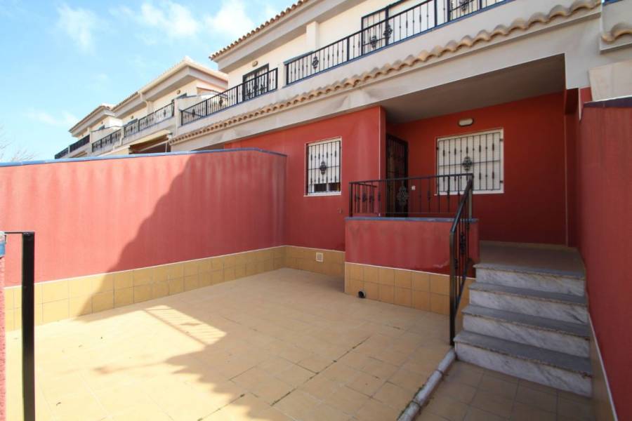 Verkauf - Reihenhaus - Aguas nuevas 1 - Torrevieja