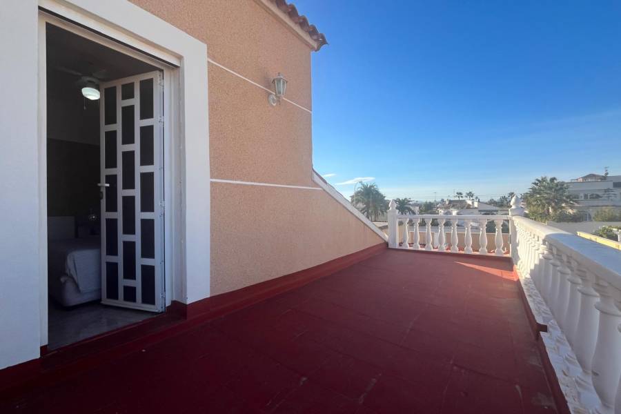 Salg - Villa - San luis - Torrevieja