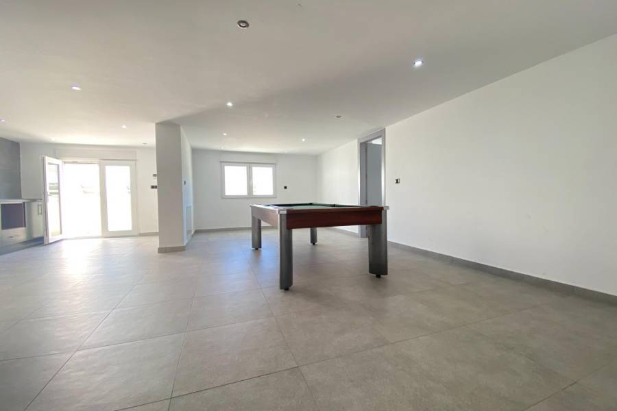 Venta - Villa de Lujo - Aldea del mar - Torrevieja