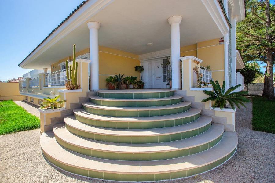 Försäljning - Villa - Torreta florida - Torrevieja