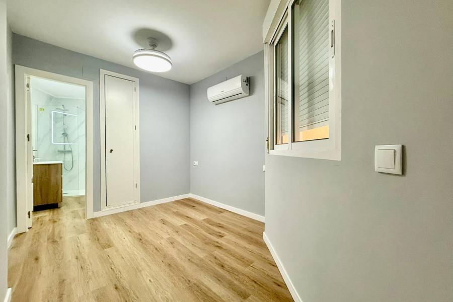 Venta - Apartamento - La Mata pueblo - Torrevieja